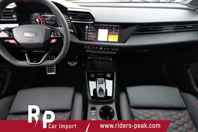 Audi RS3 Sportback RS 3 Pano Leder Matrix PerfAbgas Sonos 