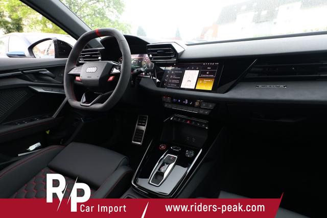 Audi RS3 Sportback RS 3 Pano Leder Matrix PerfAbgas Sonos 