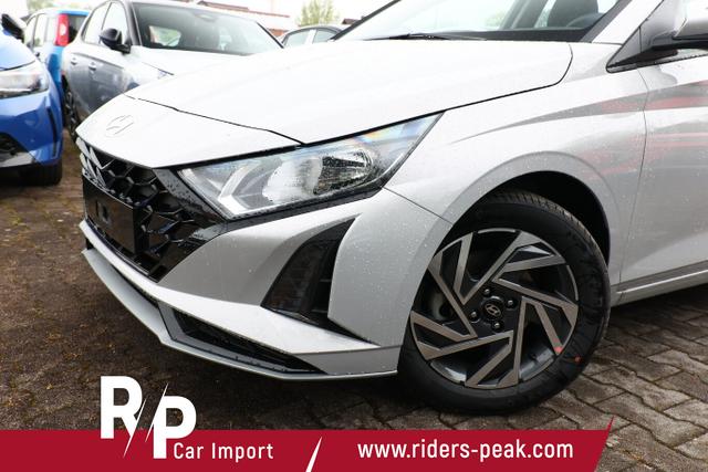 Hyundai i20 Select DCT Nav DigCo 16 CarPlay Kam PDC Temp 