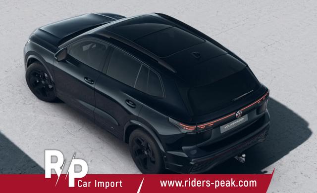 Volkswagen Tiguan R-Line Pano BlackP Nav Matrix LM19Z PrivG 