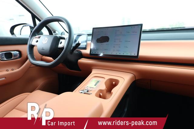 Leapmotor C10 REEV Design 20Z Pano Nav SHZ eHK ACC 4J.Gar. 