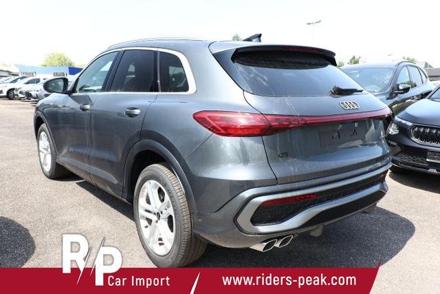 Audi Q5 S line TDI 204 Tech Pano PrivG VirCo+ eHK 19Z 