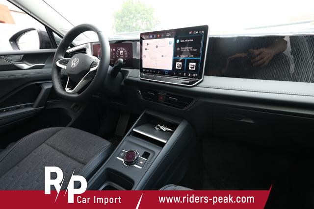 Volkswagen Tiguan DSG LED+ Pano Nav 5JGar IQ.DRIVE LM18Z 