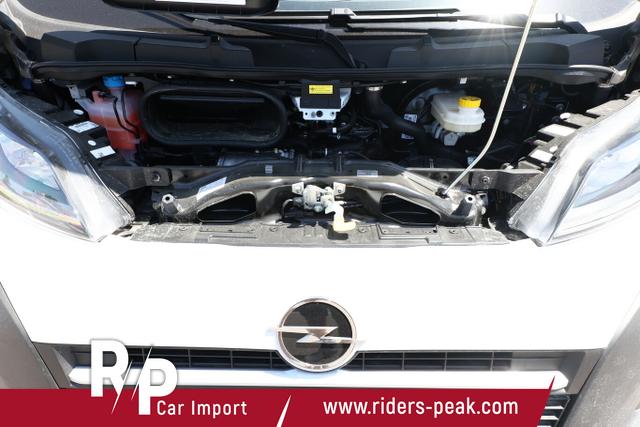 Opel Movano 35+ AT8 L4H3 AppleC NSW Kam 270&deg; 
