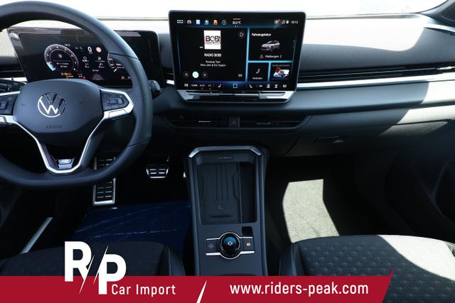 Volkswagen T-Roc R-Line EasyO 5JGar Kam SHZ PrivG ParkAss+ 