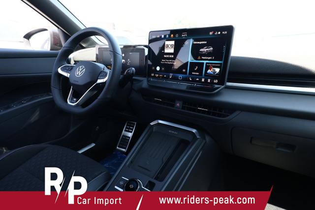 Volkswagen T-Roc R-Line EasyO 5JGar Kam SHZ PrivG ParkAss+ 