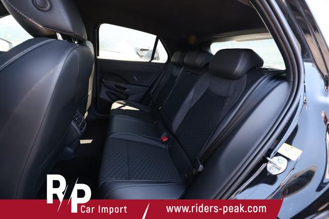 Volkswagen T-Roc R-Line EasyO 5JGar Kam SHZ PrivG ParkAss+ 