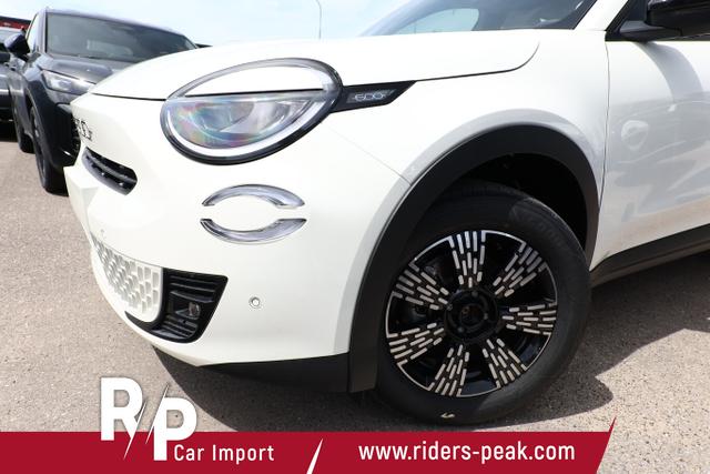 Fiat 600 Hybrid ICON SHZ Keyl Nav Kam 2xPDC LED CarP 