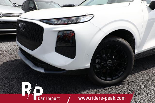 Audi Q3 Intense Tech LED+ KlimaP MMI+ Keyl PrivG 18Z eHK PDC+ 