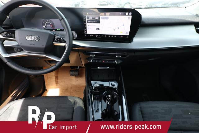 Audi Q3 Intense Tech LED+ KlimaP MMI+ Keyl PrivG 18Z eHK PDC+ 
