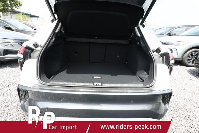 Audi Q3 Intense Tech LED+ KlimaP MMI+ Keyl PrivG 18Z eHK PDC+ 