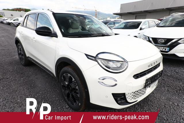 Fiat 600 Hybrid La Prima SHZ eHK ACC Nav Kam 360&deg;PDC 