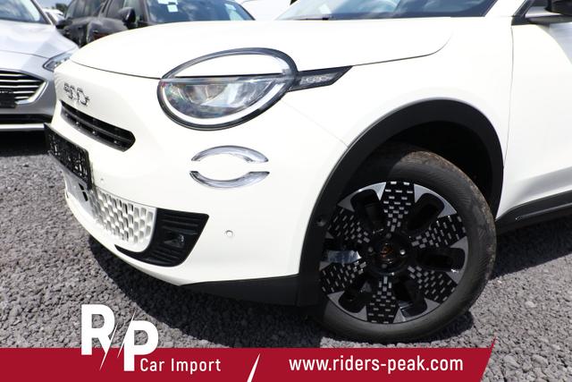 Fiat 600 Hybrid La Prima SHZ eHK ACC Nav Kam 360&deg;PDC 
