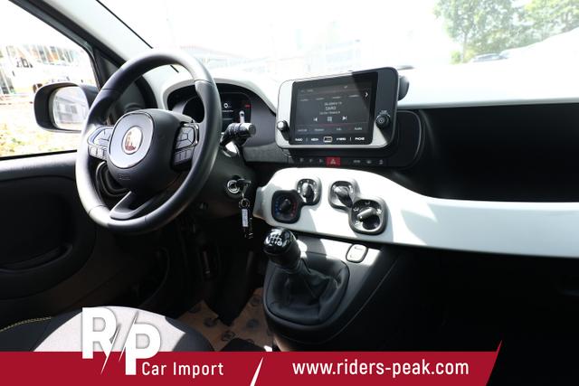 Fiat Panda Cross 5S PDC CarP/AndroidA PrivG 15Z NSW 