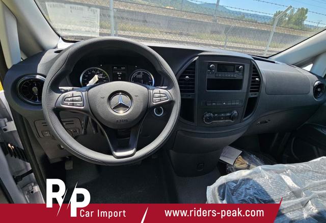 Mercedes-Benz eVito 112 Kasten 60kWh lang Holz SHZ Klima 3-S 