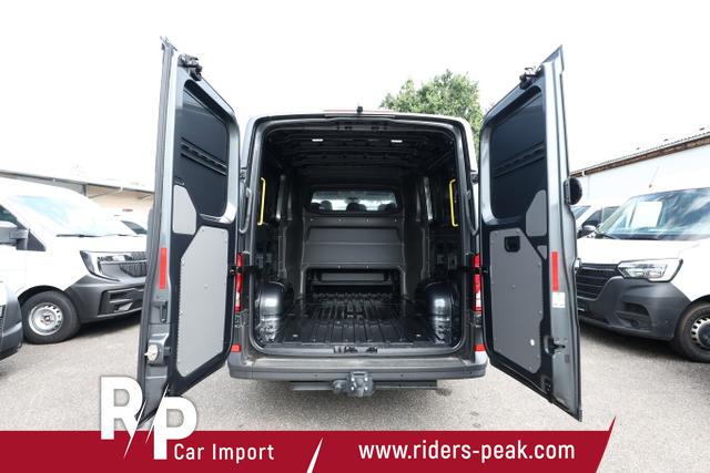 Volkswagen Crafter Plus 35 2.0 TDI 140 L3H2 Nav AHK 6S SHZ 