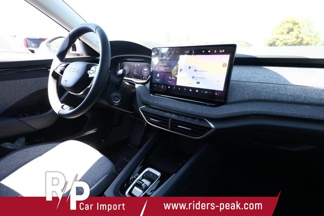 Skoda Octavia Combi Selection DSG Selec Matrix HUD Nav ACC Kessy 