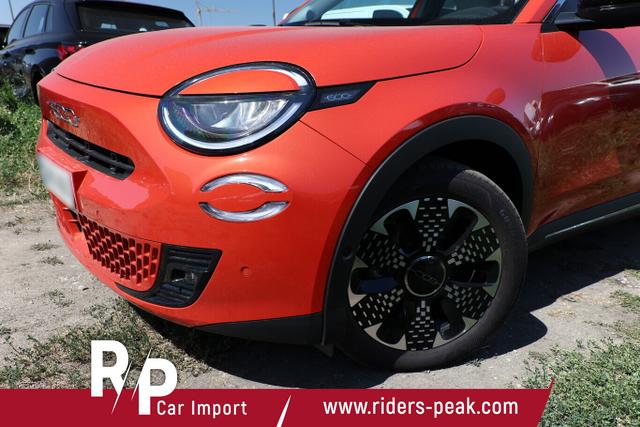 Fiat 600 La Prima 11kW-OBC W&auml;rmeP Massage Nav Keyl 