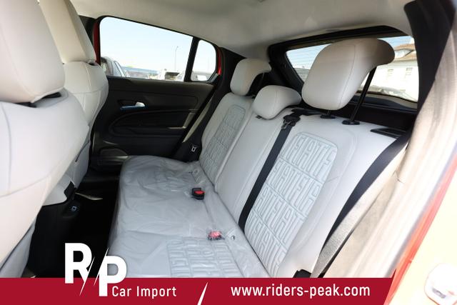 Fiat 600 La Prima 11kW-OBC W&auml;rmeP Massage Nav Keyl 