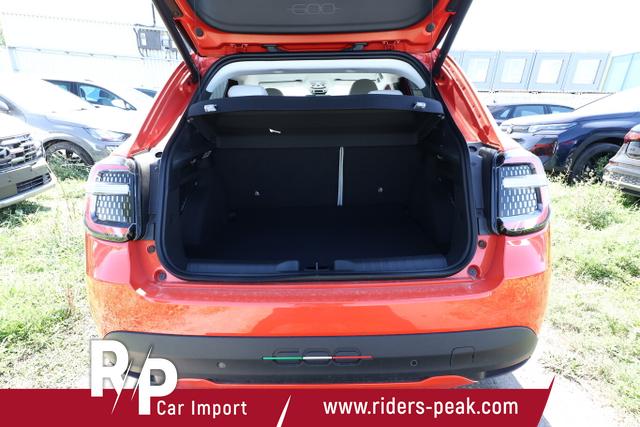 Fiat 600 La Prima 11kW-OBC W&auml;rmeP Massage Nav Keyl 