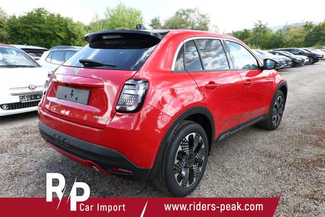 Fiat 600 Hybrid La Prima Massage eHK ACC Nav Keyl LED 