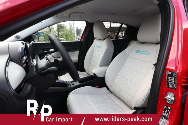 Fiat 600 Hybrid La Prima Massage eHK ACC Nav Keyl LED 