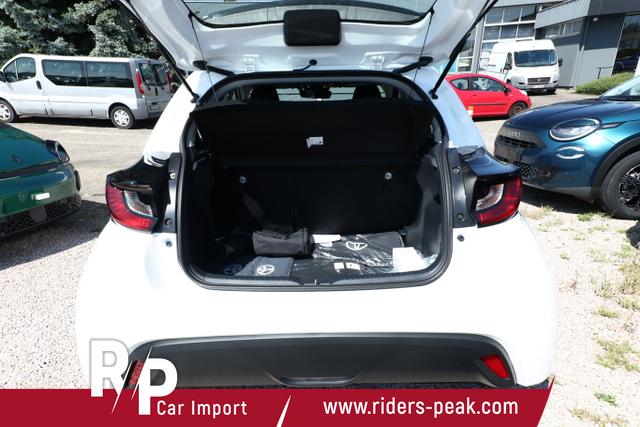 Toyota Yaris Kam ACC CarPlay/Android Klimaaut. 9"Touch 