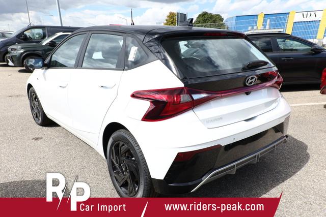 Hyundai i20 Blackline Blackl Nav CarPlay 16Z StyleP Temp Kam DigiC 