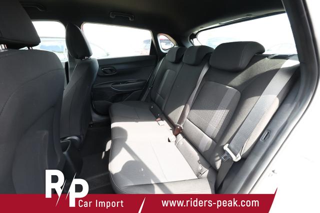 Hyundai i20 Blackline Blackl Nav CarPlay 16Z StyleP Temp Kam DigiC 