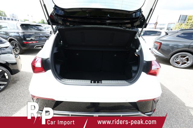 Hyundai i20 Blackline Blackl Nav CarPlay 16Z StyleP Temp Kam DigiC 