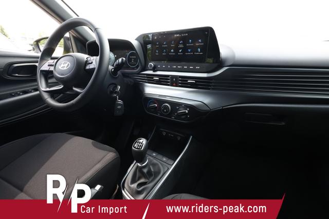 Hyundai i20 Blackline Blackl Nav CarPlay 16Z StyleP Temp Kam DigiC 