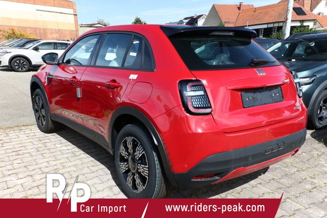 Fiat 600 Icon Hybrid SHZ Keyl Nav Kam 2xPDC LED CarP 