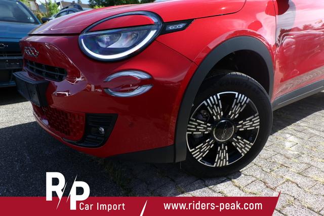 Fiat 600 Icon Hybrid SHZ Keyl Nav Kam 2xPDC LED CarP 