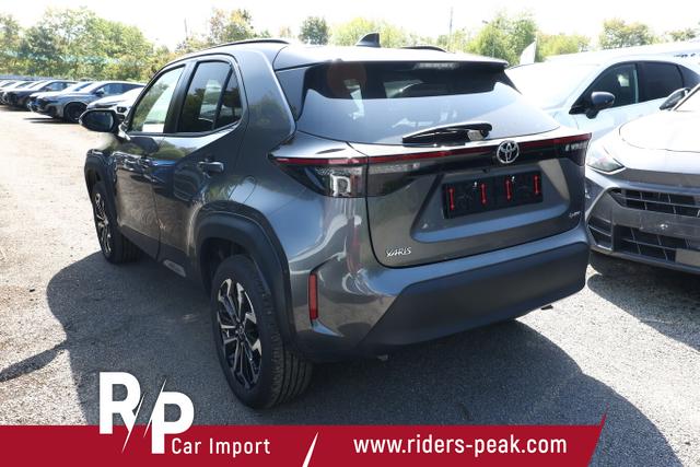 Toyota Yaris Cross LED Nav Smartkey 17" Privacy ACC 