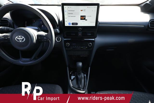 Toyota Yaris Cross LED Nav Smartkey 17" Privacy ACC 