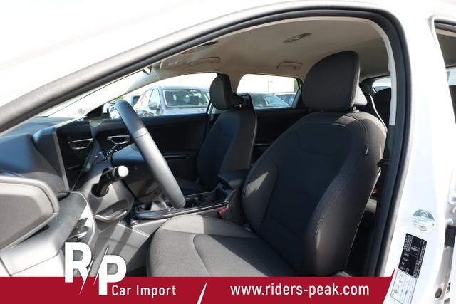 Kia K4 MT SHZ ACC Nav LED Kam Keyl 2xPDC LM16 CarPl 