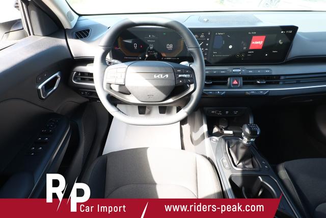 Kia K4 MT SHZ ACC Nav LED Kam Keyl 2xPDC LM16 CarPl 