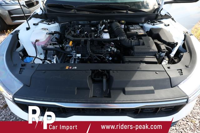 Kia K4 MT SHZ ACC Nav LED Kam Keyl 2xPDC LM16 CarPl 