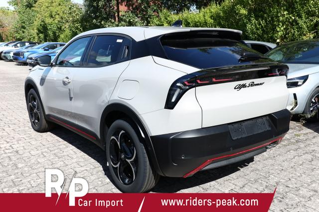 Alfa Romeo Junior Speciale Ibrida TechP Navi 18"LM elHK SHZ 