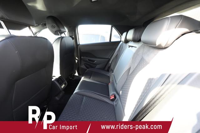 Volkswagen T-Roc R-Line EasyO 5JGar BlackP 20Z SHZ Kam Park 