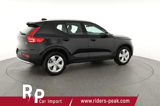 Volvo XC40 Core 2WD B3 Mild-Hybrid Core, Navi, Thors Hammer, Winter, Kamera, el. Klappe 