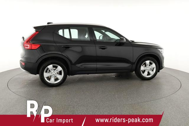 Volvo XC40 Core 2WD B3 Mild-Hybrid Core, Navi, Thors Hammer, Winter, Kamera, el. Klappe 