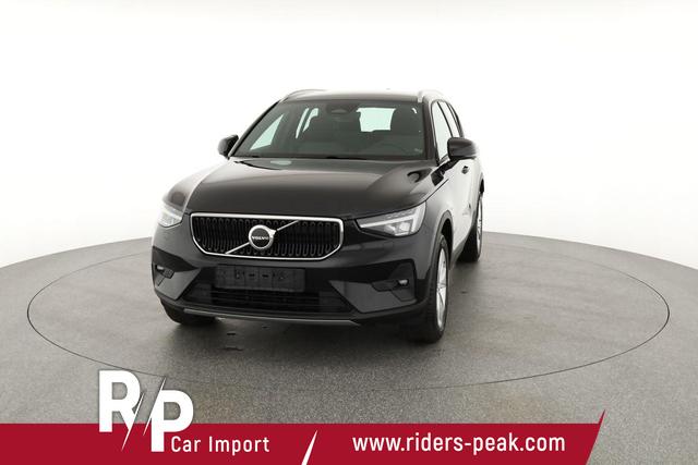 Volvo XC40 Core 2WD B3 Mild-Hybrid Core, Navi, Thors Hammer, Winter, Kamera, el. Klappe 