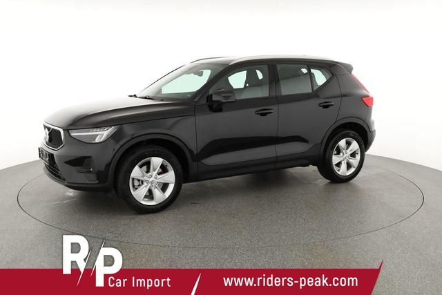 Volvo XC40 Core 2WD B3 Mild-Hybrid Core, Navi, Thors Hammer, Winter, Kamera, el. Klappe 