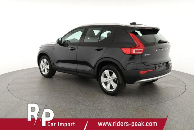 Volvo XC40 Core 2WD B3 Mild-Hybrid Core, Navi, Thors Hammer, Winter, Kamera, el. Klappe 