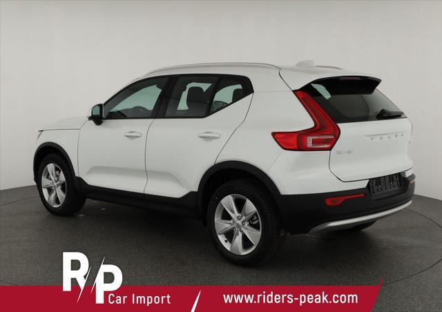 Volvo XC40 Core 2WD B3 Mild-Hybrid Core, Navi, Thors Hammer, Winter, Kamera, el. Klappe 