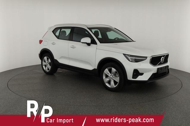 Volvo XC40 Core 2WD B3 Mild-Hybrid Core, Navi, Thors Hammer, Winter, Kamera, el. Klappe 