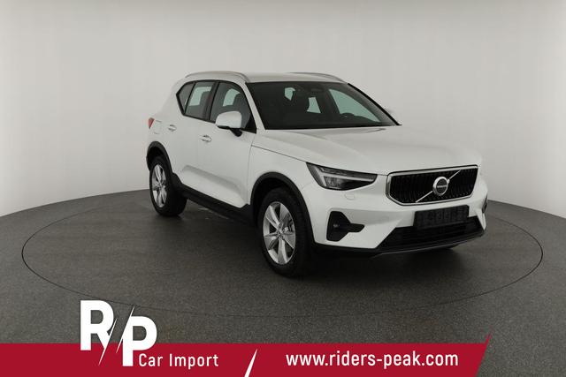 Volvo XC40 Core 2WD B3 Mild-Hybrid Core, Navi, Thors Hammer, Winter, Kamera, el. Klappe 