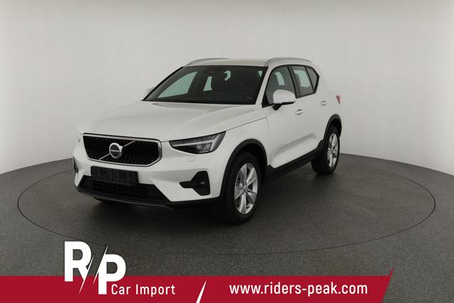 Volvo XC40 Core 2WD B3 Mild-Hybrid Core, Navi, Thors Hammer, Winter, Kamera, el. Klappe 