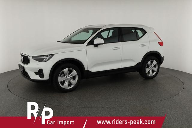 Volvo XC40 Core 2WD B3 Mild-Hybrid Core, Navi, Thors Hammer, Winter, Kamera, el. Klappe 